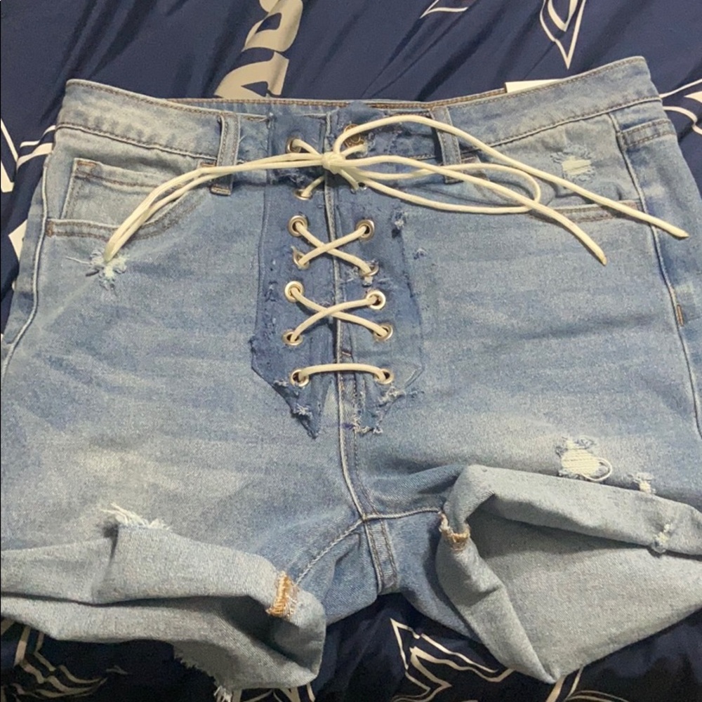 Tie up shorts